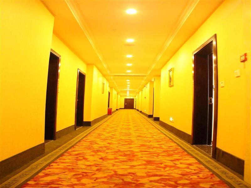 Greentree Inn Guangdong Shantou Gurao Gugui Road Business Hotel المظهر الخارجي الصورة