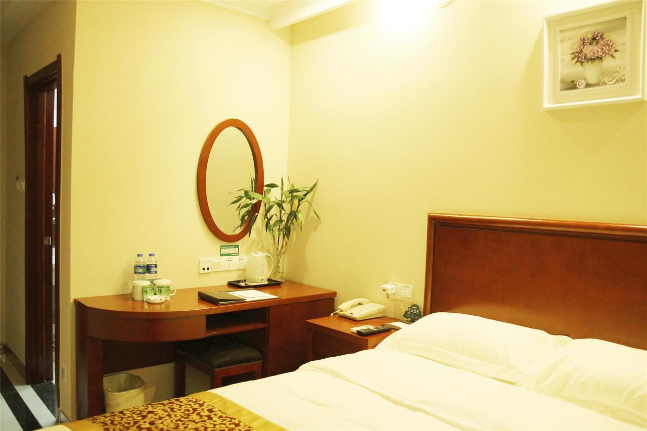 Greentree Inn Guangdong Shantou Gurao Gugui Road Business Hotel المظهر الخارجي الصورة